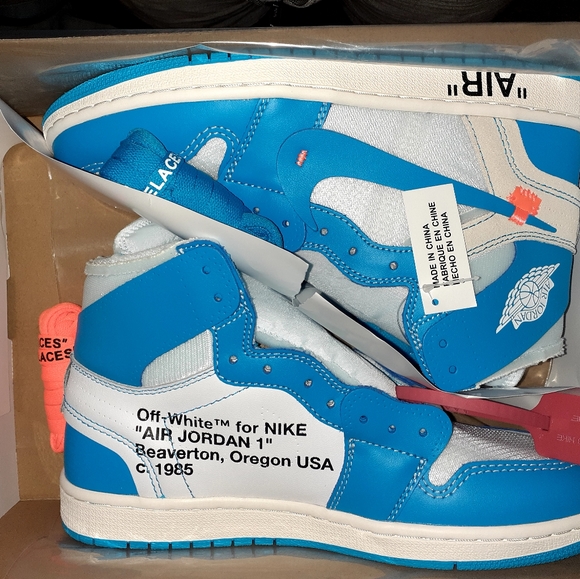 AIR JORDAN 1 OFF-WHITE UNC - Picture 12 of 16